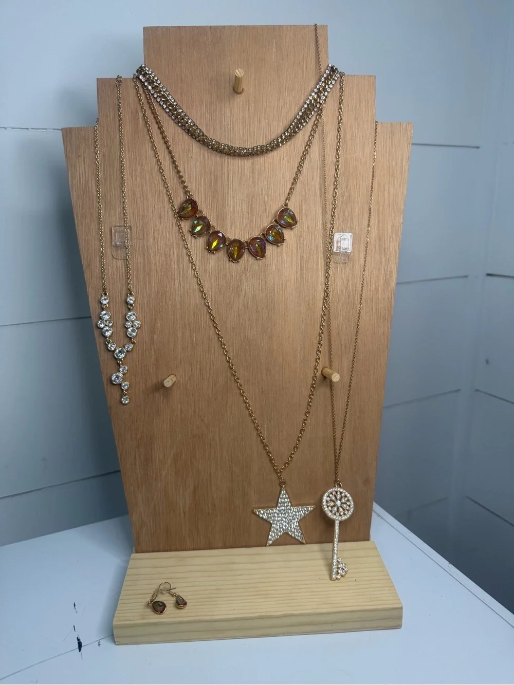 paparazzi Gold-Tone Layered Necklace Set with Amber Accents